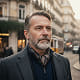 Mathieu W., analyste financier