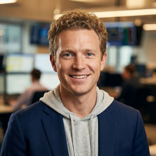 Ryan Brooks, analyste principal en trading chez Ample Négocelle, dans une image de profil